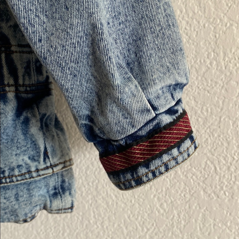 Blue And Red Jean Jacket With Patchwork Design - image 2